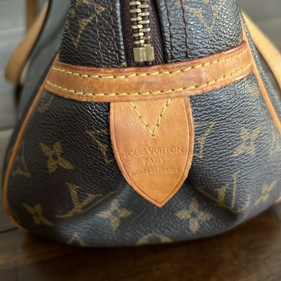 Authentic Louis Vuitton Monogram Montorgueil PM Shoulder Tote Bag - Picture 3 of 16